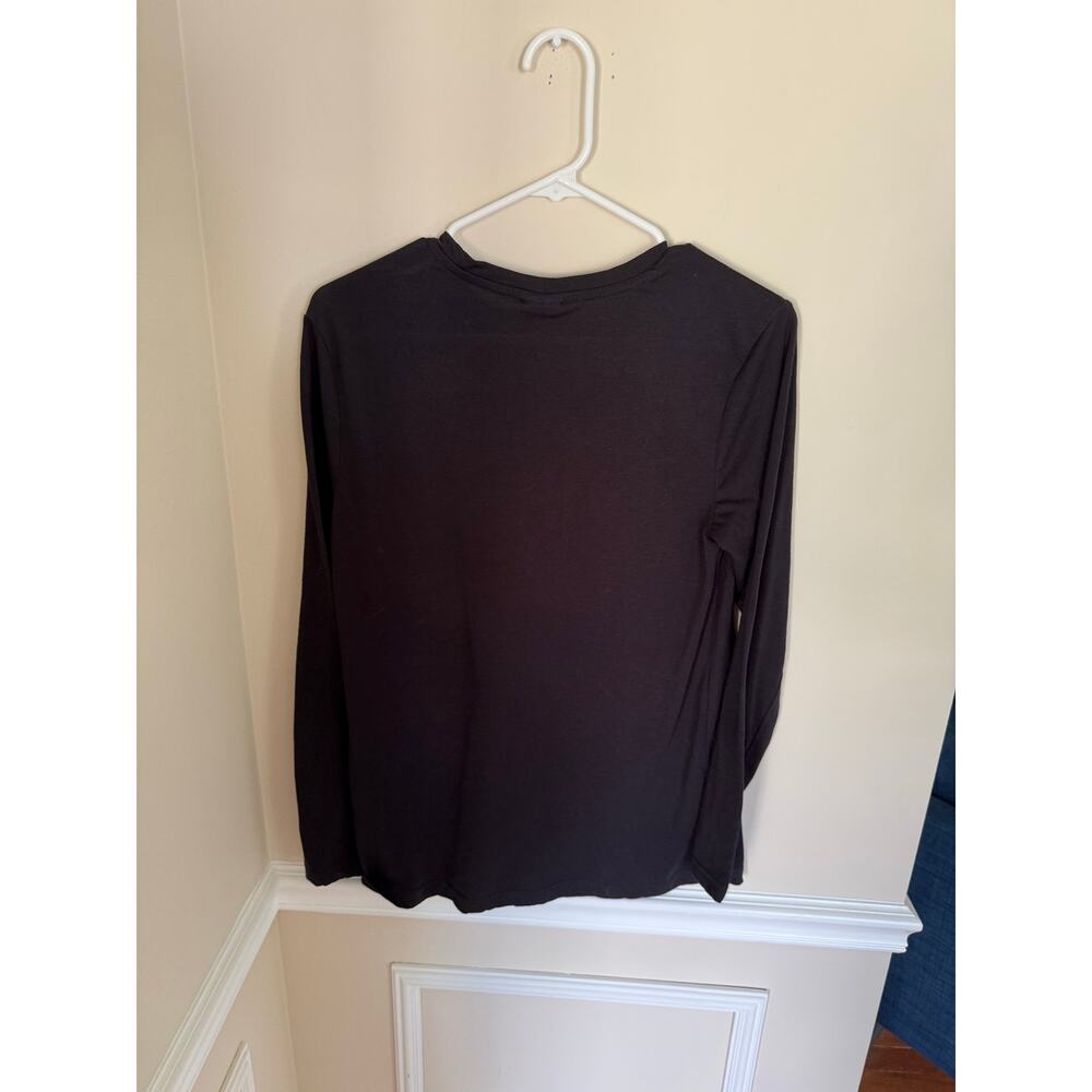 Gymshark Crest Long Sleeve T-Shirt Black Workout Activewear Fitness Athlesuire - Picture 7 of 9